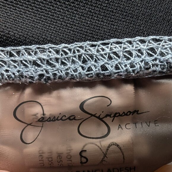 Jessica Simpson Active Shorts Women’s Small S Pink Gray Snake Print High Rise - Picture 4 of 5